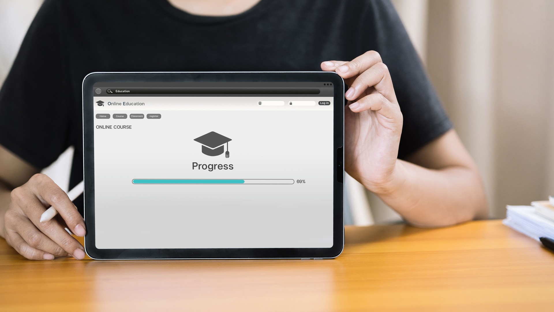 Online Education Progress on Tablet with Student Learning